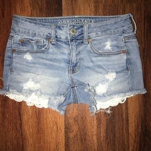 “American Eagle Outfitters” shorts